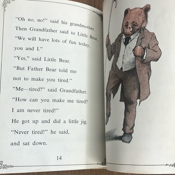 Little Bear's Visit Book by Else Holmelund Minarik pictures by Maurice Sendak - Picture 10 of 16